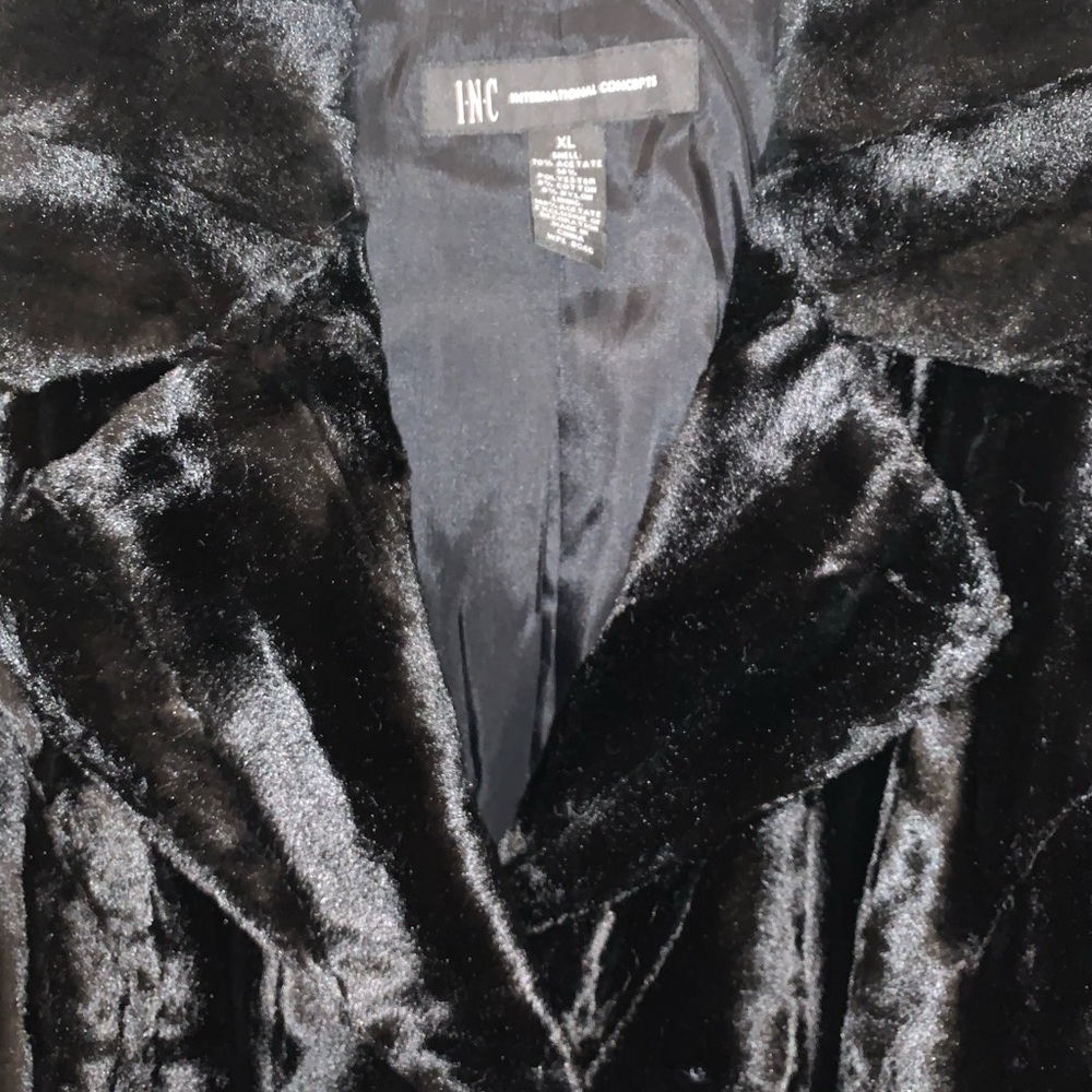 Jacket - Picture 2 of 4
